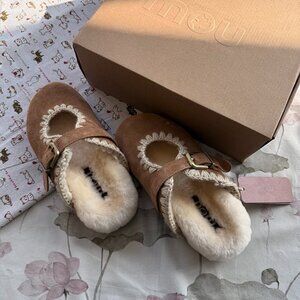 Mou Classic Crochet Flat Slippers
